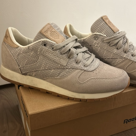 Reebok - Classic - Grey/Chalk/Lilac Ash - Picture 2 of 4
